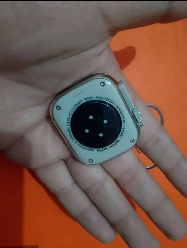 Smart watch Ultra 2 with Case in with 7 STRAP 2