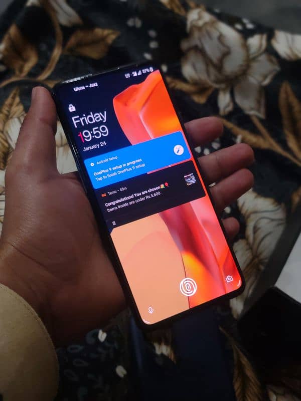 oneplus 9 5g 12/256 6