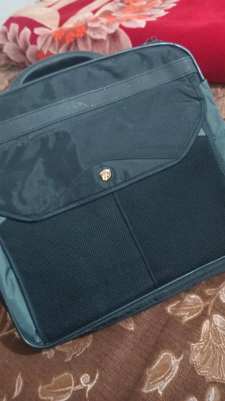 Laptop Bag for Sale 9