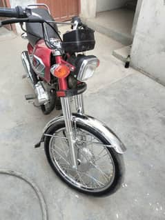 Honda 125 Model 23 Karachi  number  03142260991