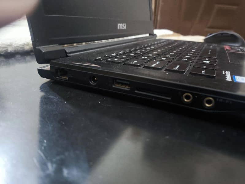 MSI LAPTOP (32gb ram and 6gb graphics card) 5