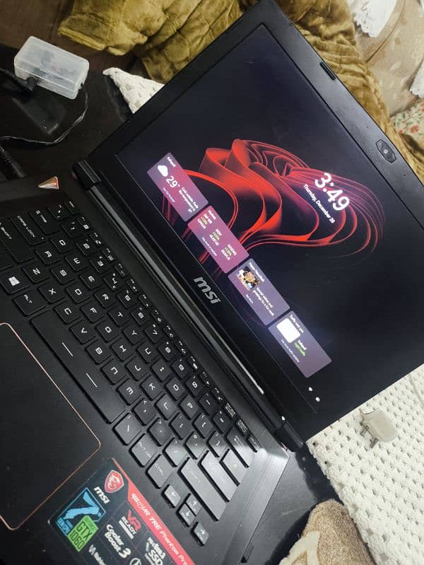 MSI LAPTOP (32gb ram and 6gb graphics card) 7