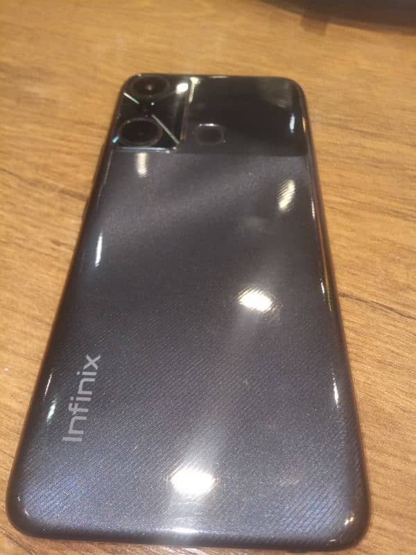 Infinix hot 20i 4 128 1