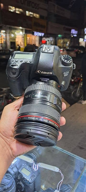 Canon 6D with 24 105mm 4L Lens 2