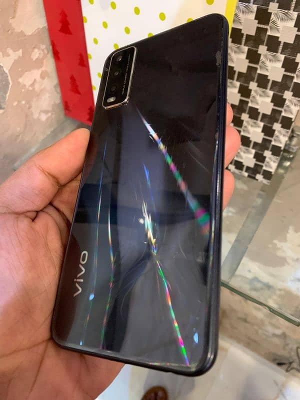 vivo y20s 4/128 with box 0