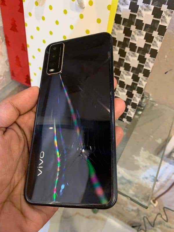 vivo y20s 4/128 with box 1