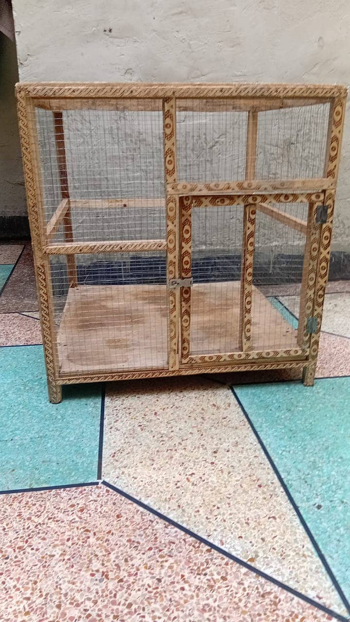 wooden cage new condition 0