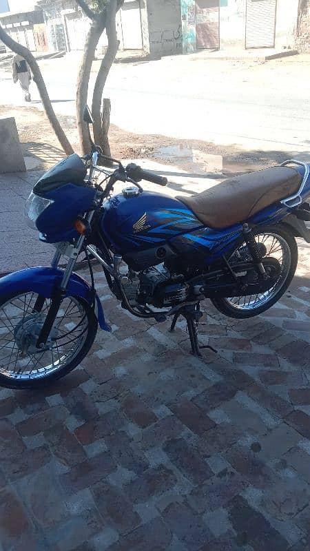 Honda Prioder 100cc in lush condition 0