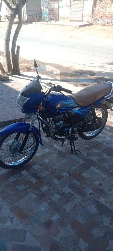 Honda Prioder 100cc in lush condition 1