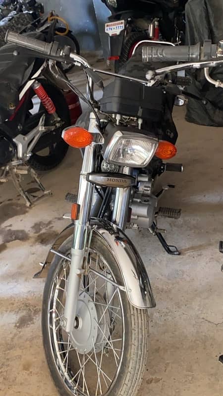 Honda CG 125 SE Urgent For Sale | Honda In Bikes | Total Geniune 3