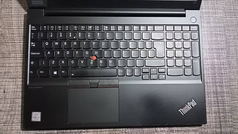 ThinkPad E15 ci5 10th 2