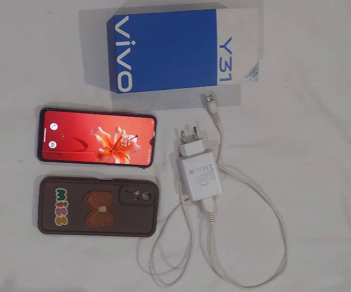 vivo y31 4/128 daba charger Sath he full box 0