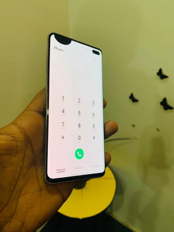 Samsung Galaxy S10Plus 2