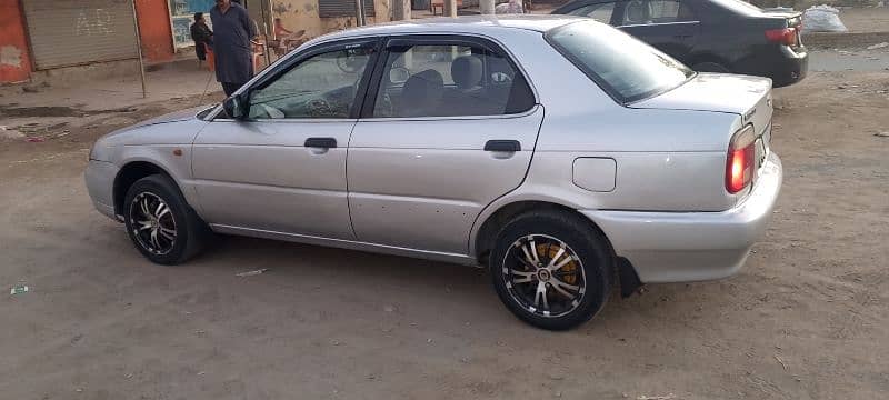 Suzuki Baleno 2004 13