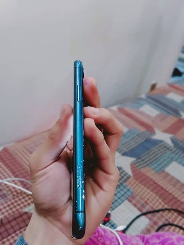 iPhone Xr 64Gb FU 2