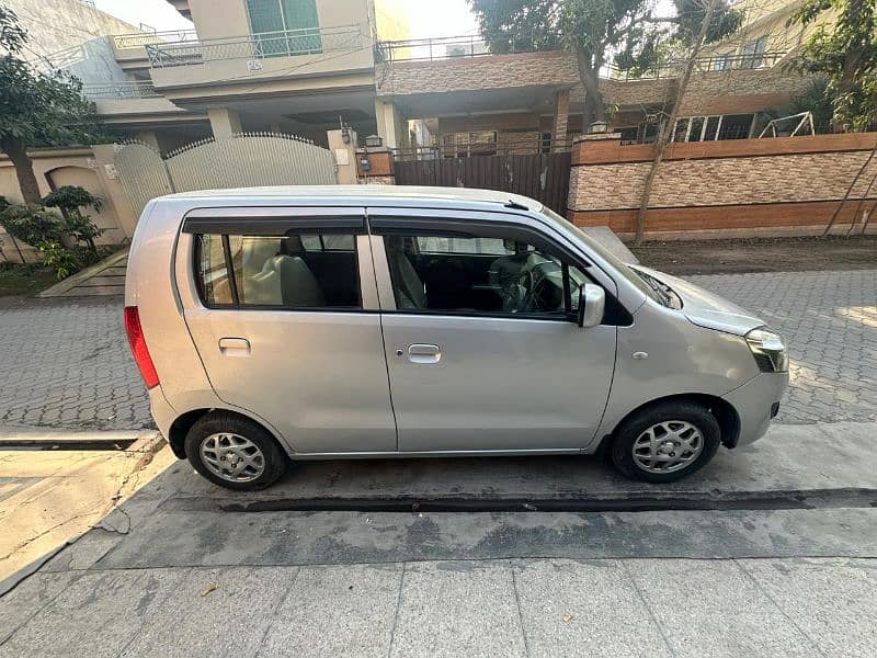 Suzuki Wagon R 2018 1