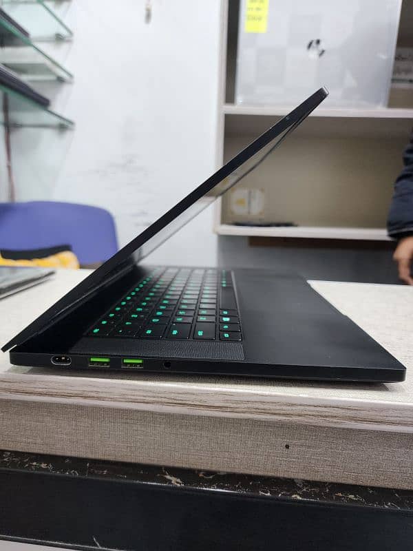 POWERFULL GAMING LAPTOP 6