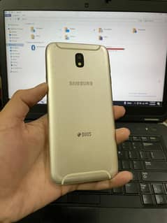 Samsung Galaxy J7 Pro