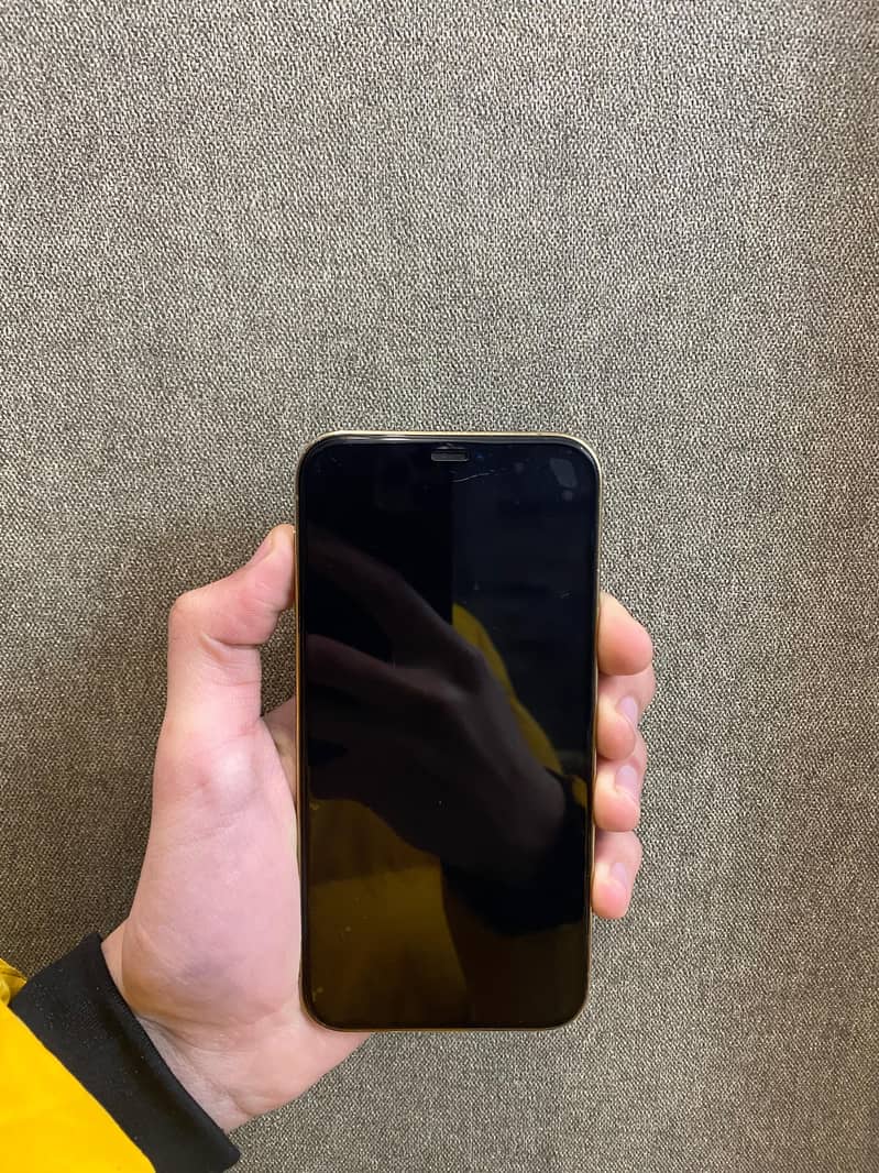 Iphone 12 pro 128gb Golden Factory Unlock Non PTA 1