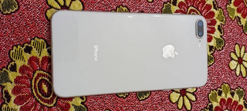 iPhone 8 Plus Non PTA 64GB 5