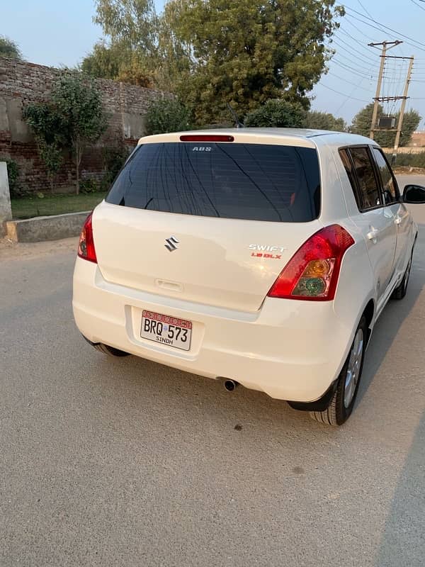 Suzuki Swift 2020 DLX navigation 4