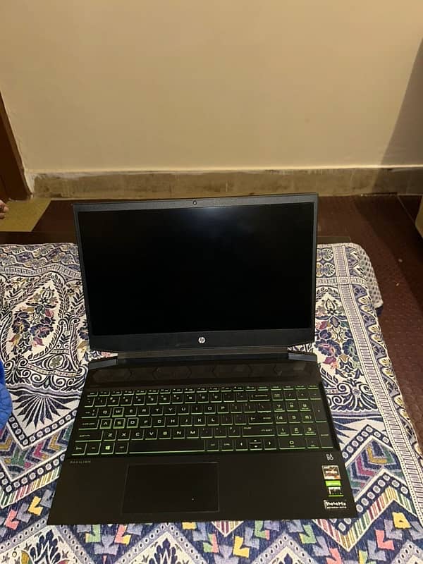 HP LAPTOP 6