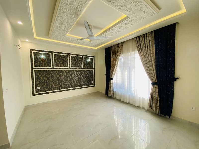 Luxury Brand New House For Sale In Good Location Phase 1 13