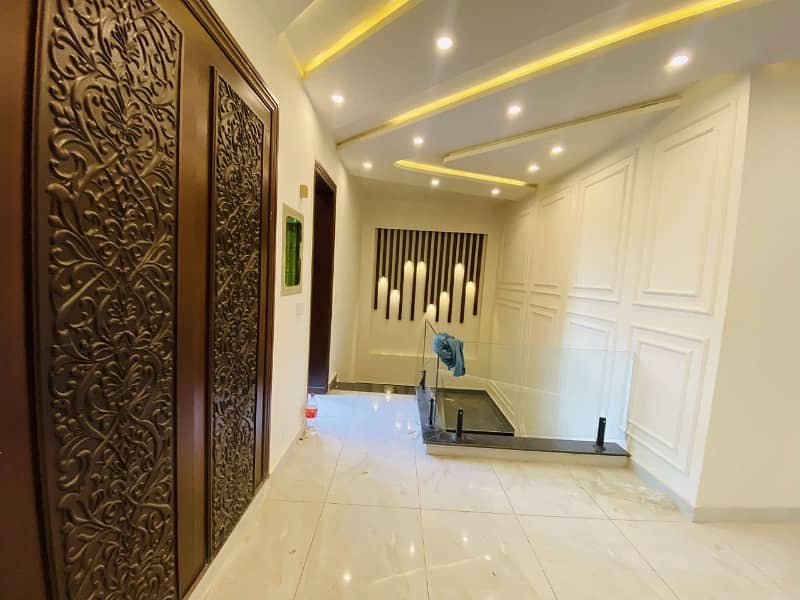 Luxury Brand New House For Sale In Good Location Phase 1 14