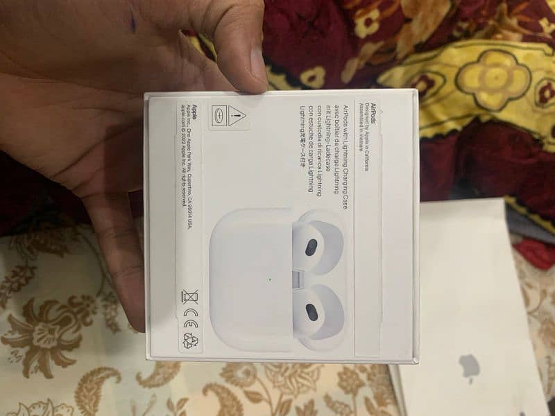 airpods 3rd generation 100% orgainal America sai buy keyay hy 1