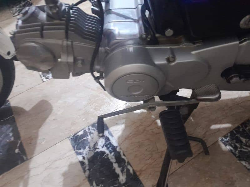 Honda 70cc. 23/24 model  new condition ha. contact: 03436322059 5