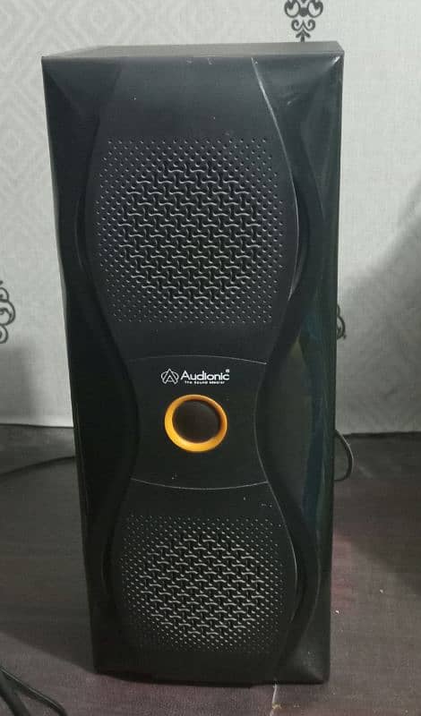 Audionic Flex F-600 (2.1 Speakers) 4