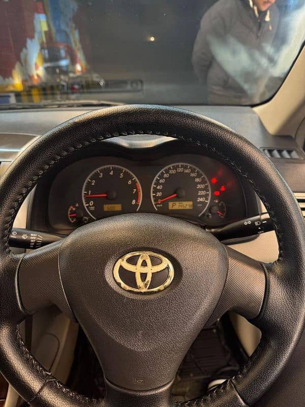 Toyota Corolla GLI 2014 6