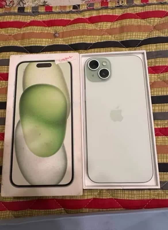 iphone 15 Jv 128 gb 100% health 6 cycle only with box green 10/10 0