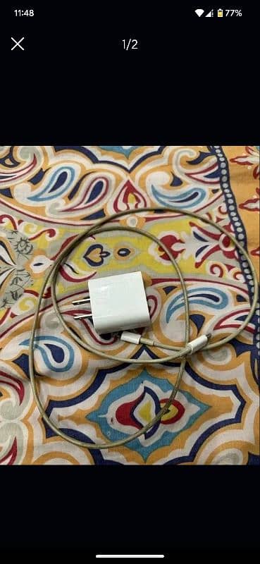 Original Iphone charger 1