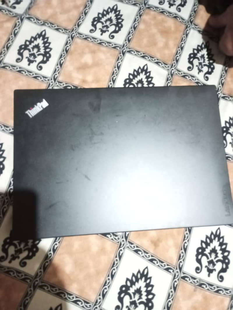 Urgent Sale Lenovo Thinkpad i5-7 generation 8/256 3