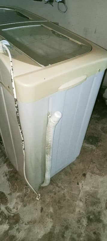 sg washing machine neat and clean condition both side working perfect 5