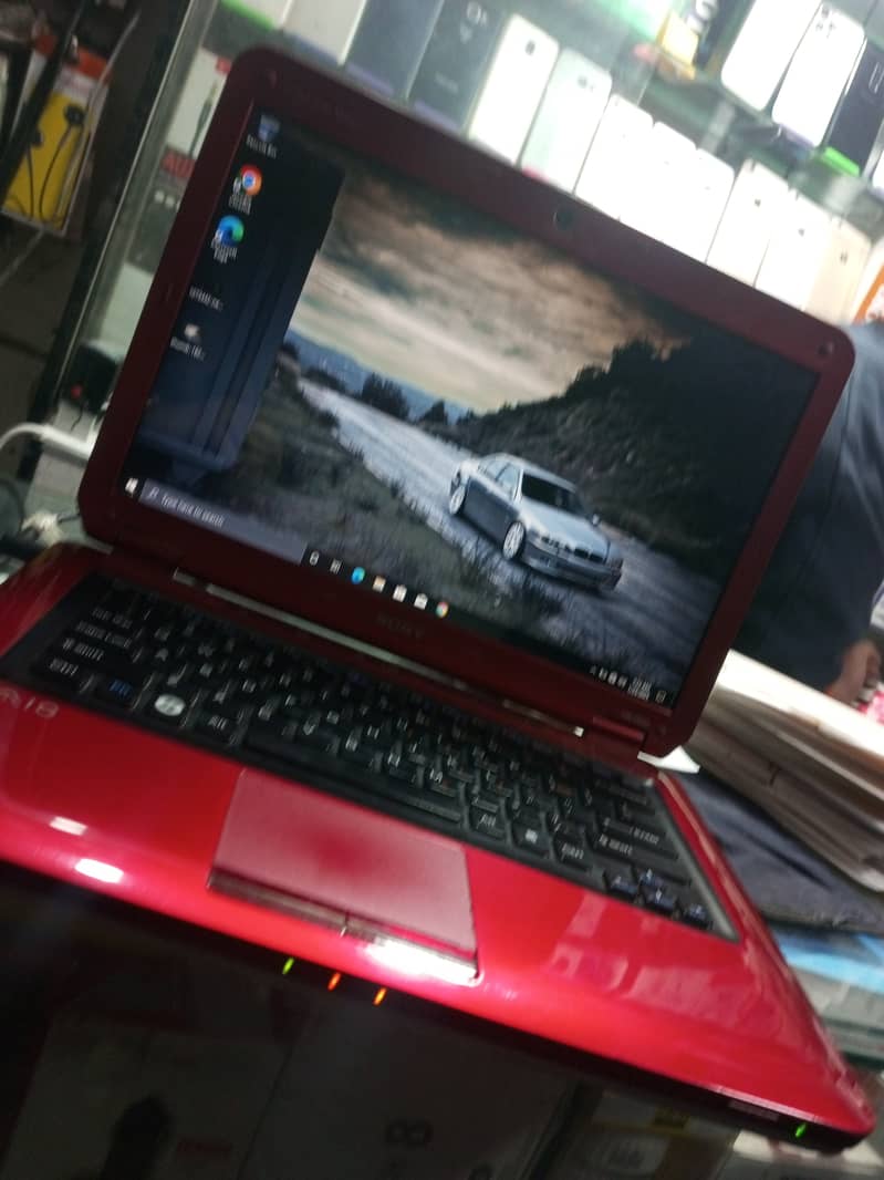 Laptop Sony 500 hard 4gb ram lush 1