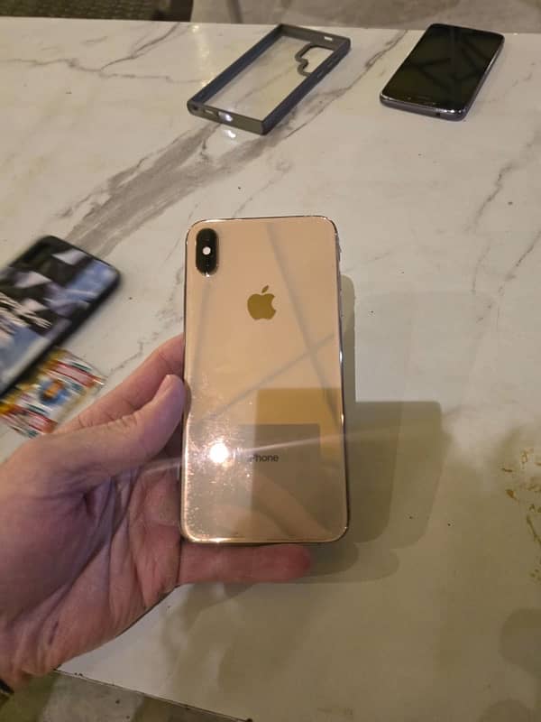 iphone xsmax 64gb pta approved 3