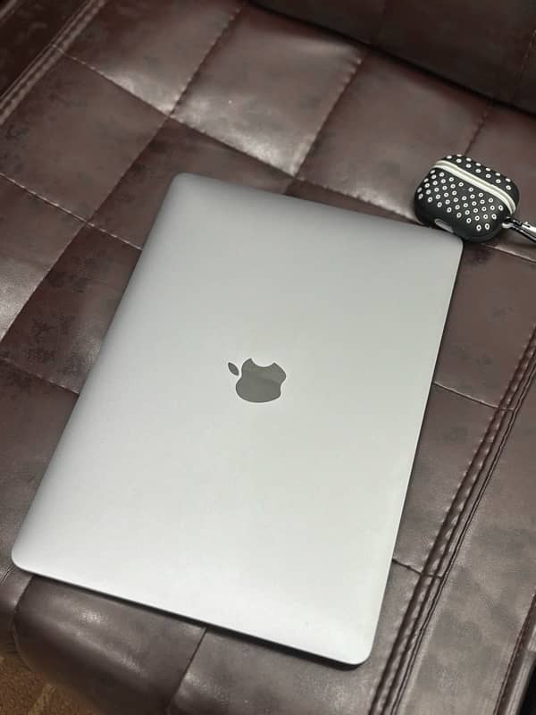 MAC M1 Air 2020 1