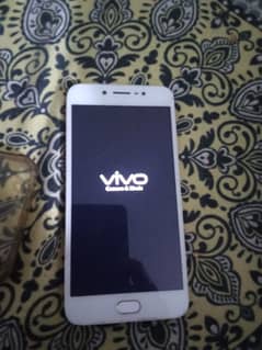 Vivo y67 4/64 for sale