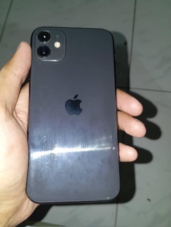 iphone 11 black color 10