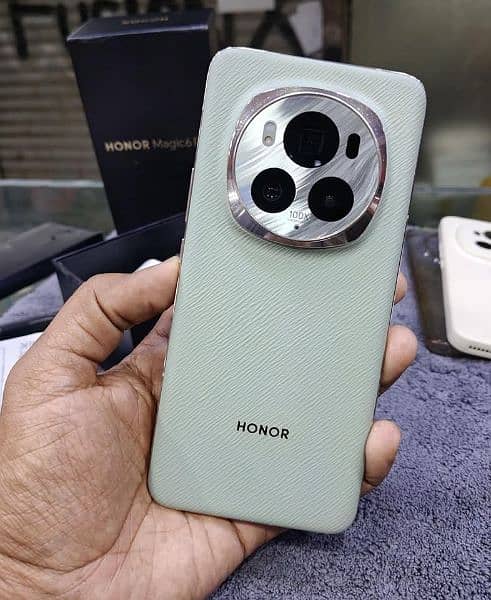 Selling honor magic 6 pro complete box 4