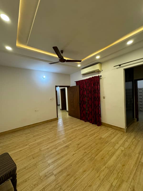 Brand New luxury upper portion for rent in Mohsin villas near pak turk school 5