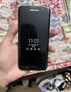 S7edge black clour 4.32 PTA proved original phone FD