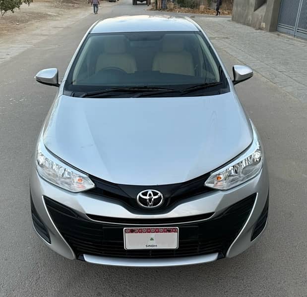 Toyota Yaris 2021 Gli Auto CVT btr thn corolla civic city 2