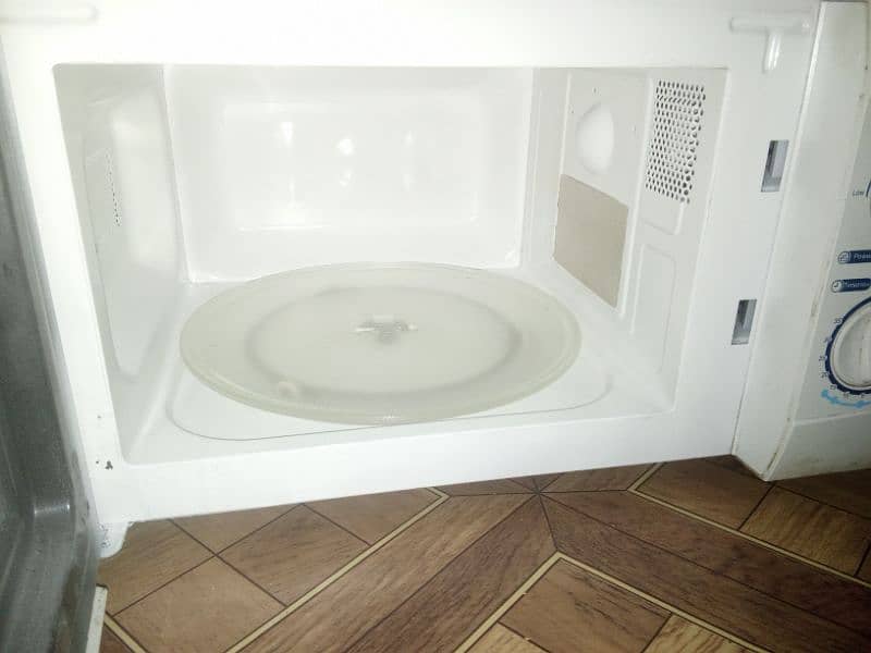 Dawlance microwave oven 0