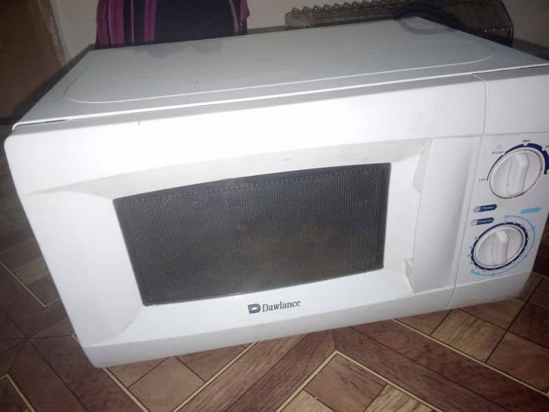 Dawlance microwave oven 3