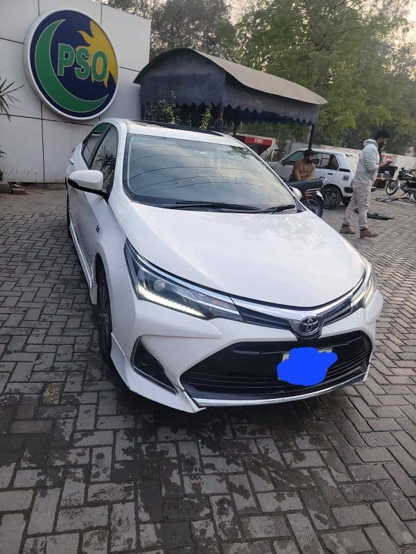 Toyota Corolla Altis 2022 4