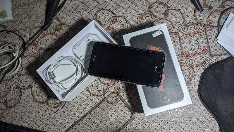 iphone 6s 64GB Non Pta 4