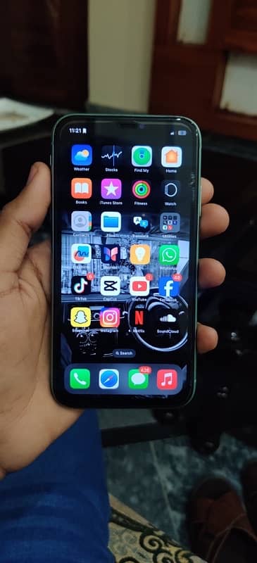 iPhone 11 128Gb Sim Glitch 1